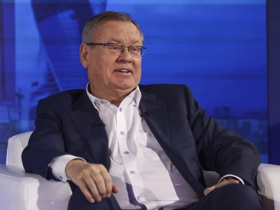 ВТБ планирует направить на дивиденды до 50% от чистой прибыли за 2025 год