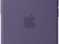 Клип-кейс Apple Silicone с MagSafe для Apple iPhone 17 Лавандовый