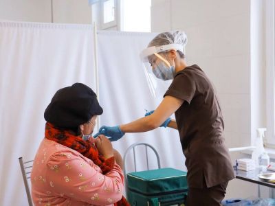 Свыше трети компаний в Якутске проводят вакцинацию сотрудников от гриппа
