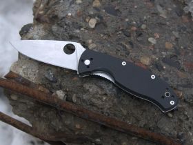 Складной нож Spyderco Tenacious, сталь 8Cr13MOV Satin Plain, рукоять стеклотекстолит G10, чёрный