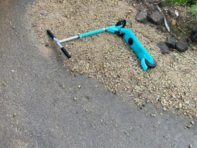 Ребенка на электросамокате сбил автомобиль в Алданском районе Якутии