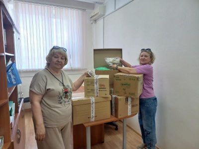 Сотрудники авиакомпании «Якутия» оказали благотворительную помощь детям Нижнеколымского района