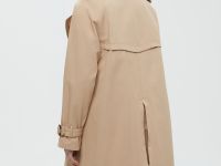 Двубортный тренч с рукавом реглан