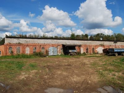 Хозяйственные постройки (3 здания)