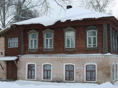 Дом Орешиных