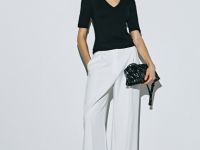 Футболка в рубчик с V-вырезом, Черный