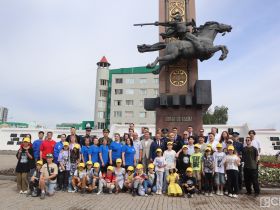 В Дни армейской культуры на площади Победы Якутска возложили цветы якутянам-героям