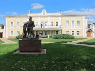 Главный дом усадьбы Веневитиновых