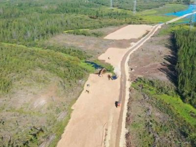 Автоподход к федеральной трассе начали обустраивать на строительстве Ленского моста в Якутии