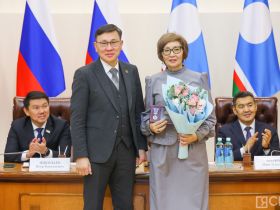 В День российской печати журналистам Якутии вручили награды