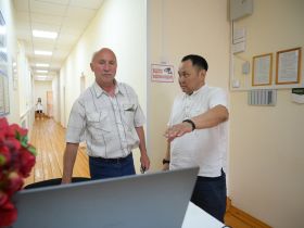 Представители киноотрасли Беларуси посетили кинозалы «Экстра Синема» в Намском районе