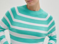 Джемпер в полоску свободного силуэта