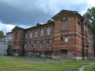 Комплекс, построенный на средства Н.А. Бугрова