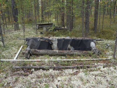 Нижнее кладбище юрт Ай-Хар-Санг-Хум-Пупы-Сязи 1/2