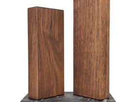 Подставка для 4 ножей магнитная Woodinhome The Twins KS040SWN-ST, американский орех/мрамор