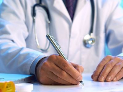 В Мирнинский район приглашают медиков для временной работы