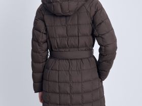 Пуховое стеганое пальто с поясом