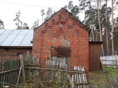 Хозяйственная  постройка усадьбы  Грузинских (Шорыгиных) (лит.  Т, Т1)