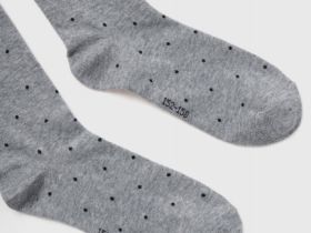 Колготки в горох, Серый