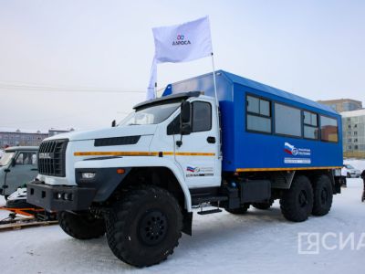 Команда — победитель Игр оленеводов Якутии выиграла автомобиль-вахтовку