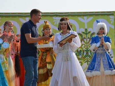 В Якутске выбрали «Королеву муниципальных закупок»