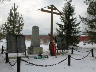 Братская могила воинов Советской Армии, погибших в годы Великой Отечественной войны 1941-1945 гг.