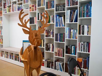 Центральная библиотека с. Яр-Сале