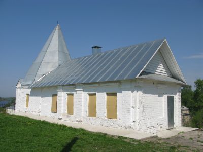 Угловая башня ограды  Никольского собора