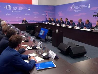 Развитие топливно-энергетического комплекса ДФО обсудили на ВЭФ-2025