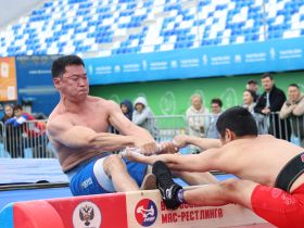 В Якутске стартовали соревнования по борьбе корэш и мас-рестлингу в рамках федерального Сабантуя