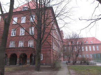 Здание высшей реальной школы "Бургшуле"