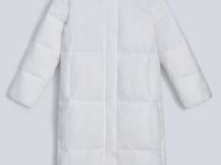 Утепленное пальто прямого кроя