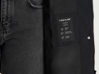 Пуховое полупальто со съемным капюшоном