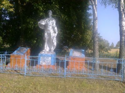 Братская могила 75 советских воинов, погибших в 1943 г. в бою с немецко-фашистскими захватчиками