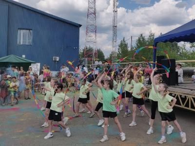 В Алдане прошел традиционный праздник краски Холи