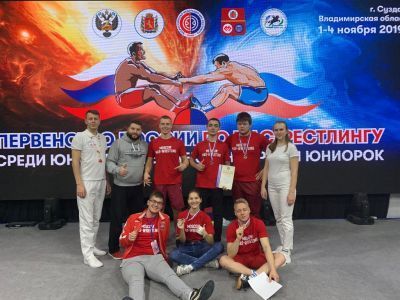 В Суздале завершились соревнования по мас-рестлингу среди юниоров