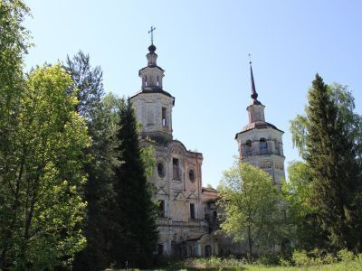 Покровская (Трехсвятительская) церковь