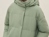 Пуховик с воротником-стойкой