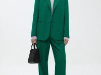 Жакет с отложным воротником свободного силуэта