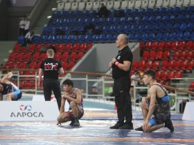 В Якутске стартовал международный турнир Романа Дмитриева по вольной борьбе