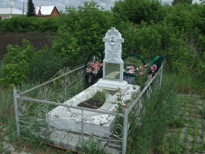 Могила сотрудника РК милиции, погибшего в борьбе с бандитами в период коллективизации в 1932 г.