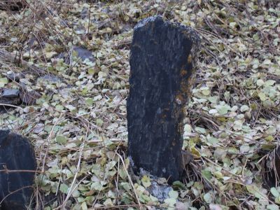 Стела надмогильная