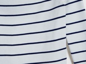 Лонгслив в полоску с открытыми плечами, Белый