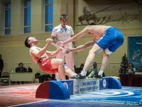 Поражение чемпиона мира и другие итоги «абсолютки» по мас-рестлингу