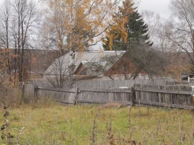 Памятное место, где в квартире активных подпольщиков-учителей  М.П. и П.И. Кузнецовых находилась явка партизан-разведчиков