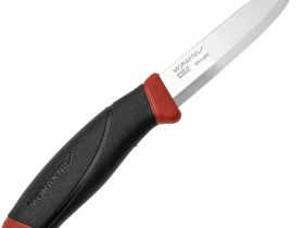 Нож с фиксированным лезвием Morakniv Companion, сталь Sandvik 12C27, рукоять резина, Dala red