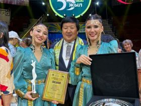Артистки из Якутии завоевали серебро на международном цирковом фестивале в Казахстане