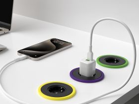 Зарядное устройство Red Line pro Voltix 20 NQC-7 USB/USB-C 20 Вт Белое