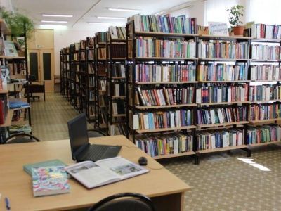 Центральная межпоселенческая библиотека г. Емвы