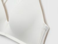 Бюстгальтер с формованными чашками, Белый